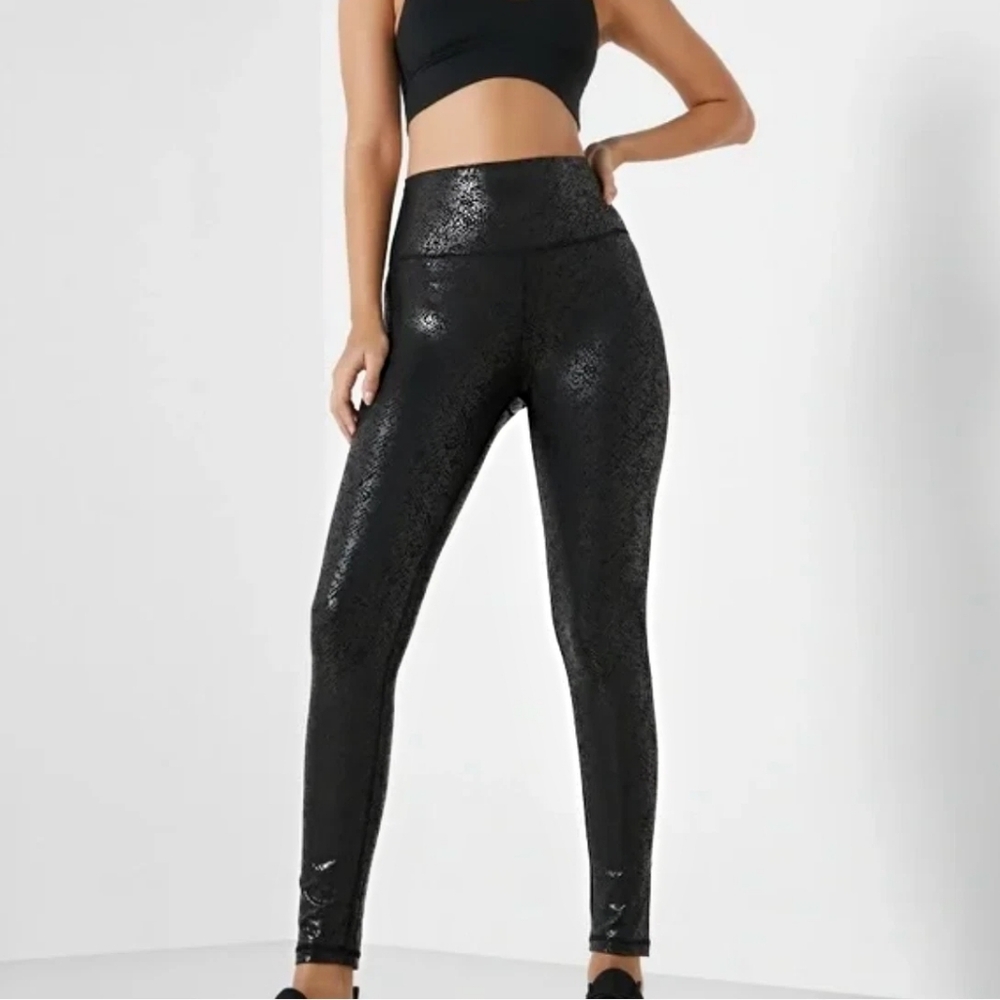 NEW Offline Aerie High Rise Hugger Crackle Leggings Black Snakeskin Print Medium